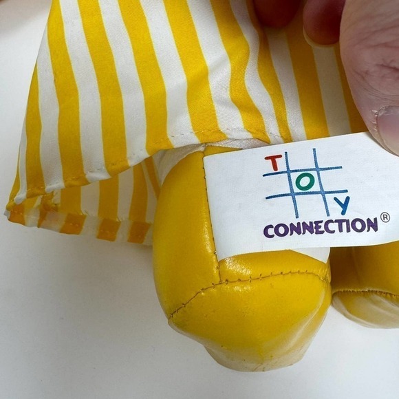 Toy Connection Snow White and the Seven Dwarfs Yellow Plush Christmas 2000 Y2K - Picture 13 of 16